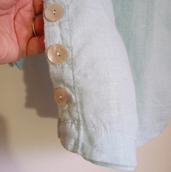 St Tropez West aqua blue collared vneck linen top women's size small - Picture 3 of 6